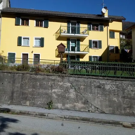 Le Tue Vacanze A Varzo, Il Girasole. Varzo